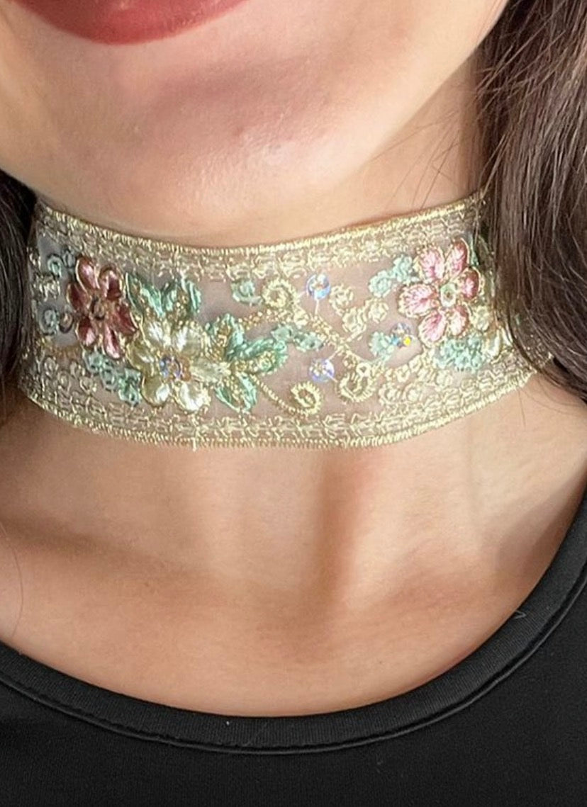 Choker lune