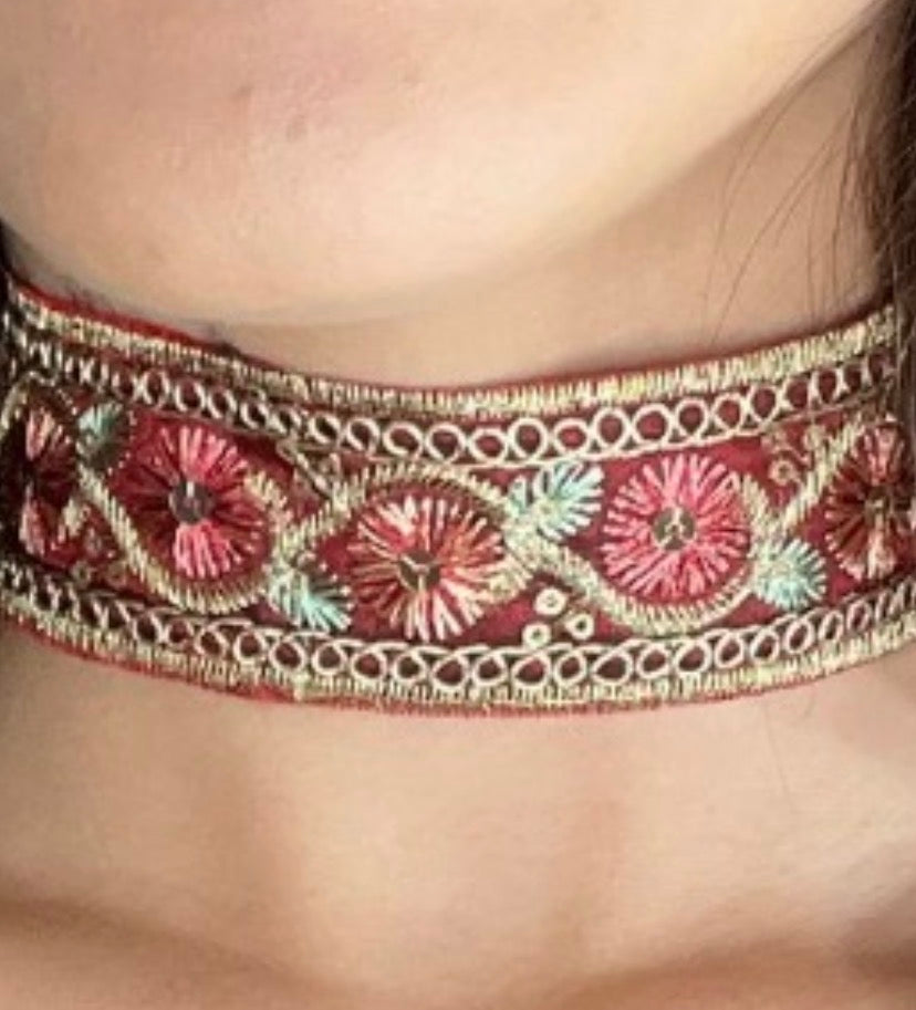 Choker Granada