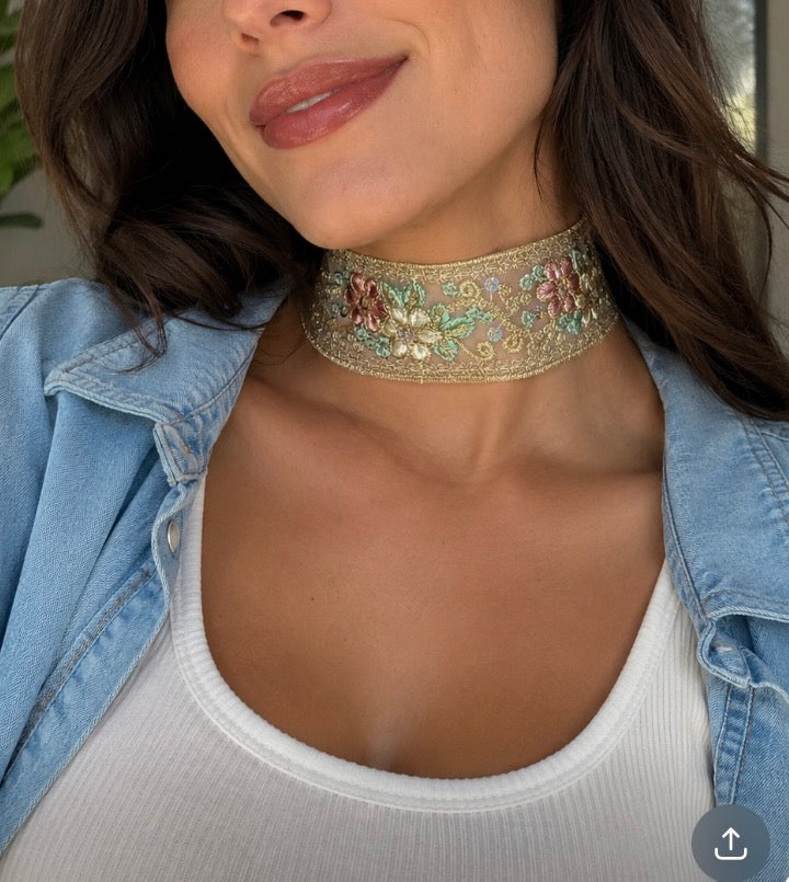 Choker lune