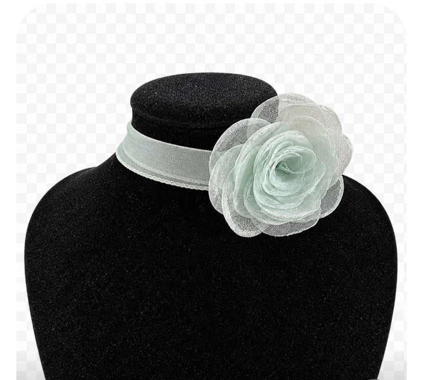 Choker Rosa de Agua