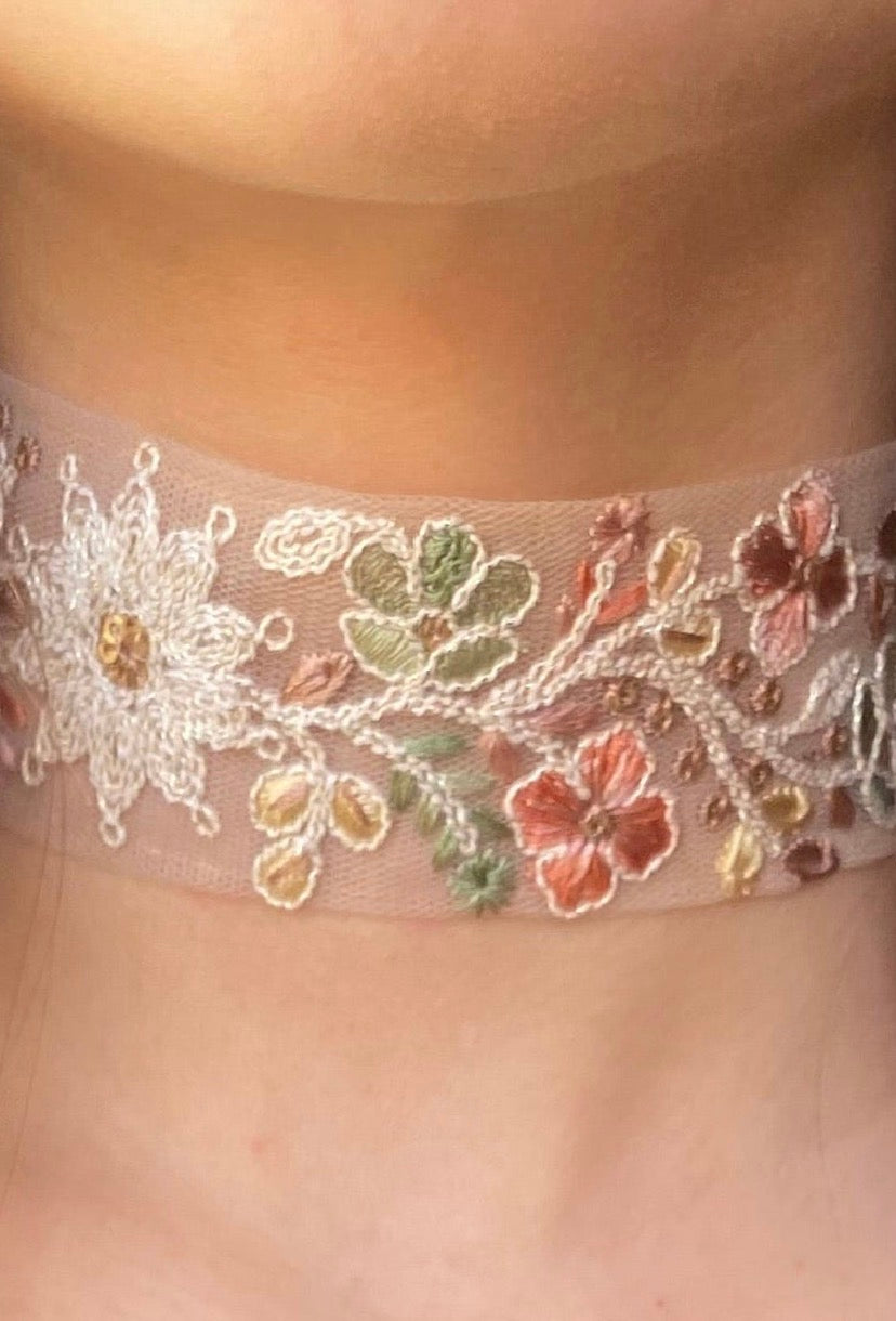 Choker Floral Nude