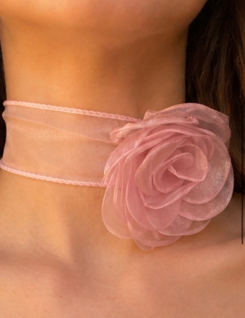Choker Rosea